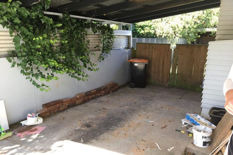 Photo of property in 8 Buick Crescent, Awapuni, Palmerston North, 4412