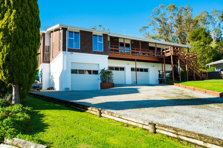 Photo of property in 60 Sunvale Crescent, Whataupoko, Gisborne, 4010