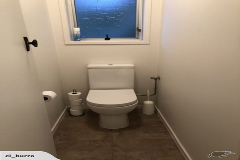 Photo of property in 1/3 Bryers Place, Bayview, Auckland, 0629