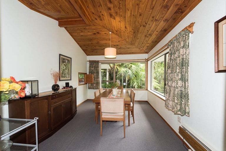 Photo of property in 3 Hebe Place, Birkenhead, Auckland, 0626