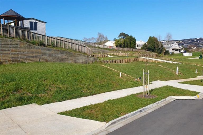 Photo of property in 13 Waimaa Lane, Pokeno, 2402