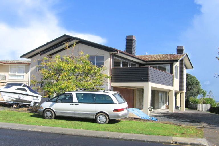 Photo of property in 2/109 Clovelly Road, Bucklands Beach, Auckland, 2012