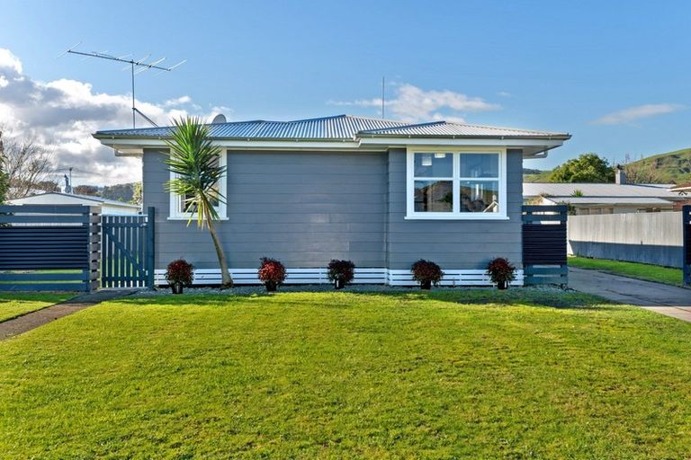 Photo of property in 9 Donna Street, Outer Kaiti, Gisborne, 4010