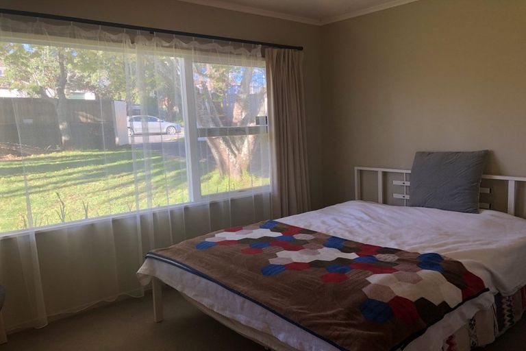 Photo of property in 26 Ramillies Place, Glenfield, Auckland, 0629