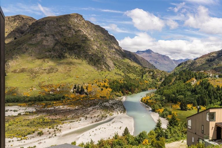 Photo of property in 9 Powder Terrace, Arthurs Point, Queenstown, 9371