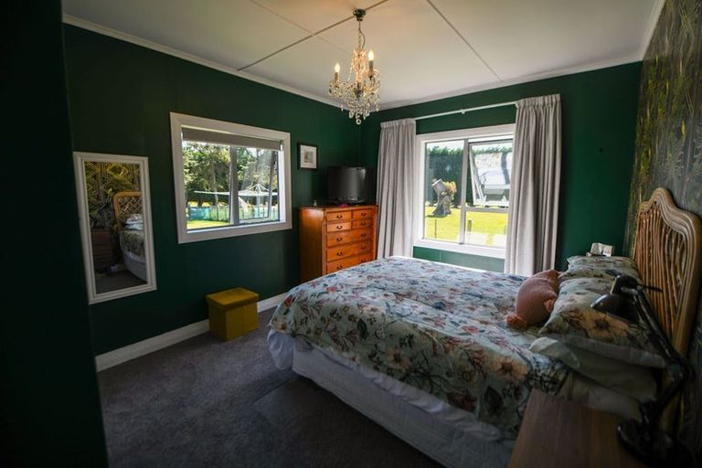 Photo of property in 1249 Lakeside Road, Lovells Flat, Milton, 9292