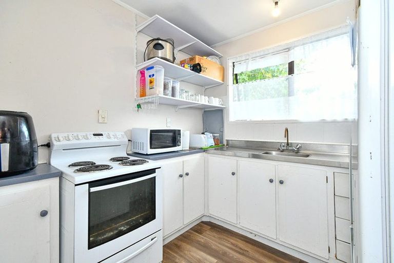 Photo of property in 1/44 Taitimu Drive, Weymouth, Auckland, 2103
