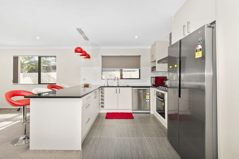 Photo of property in 37a Beach Road, Pahurehure, Papakura, 2113