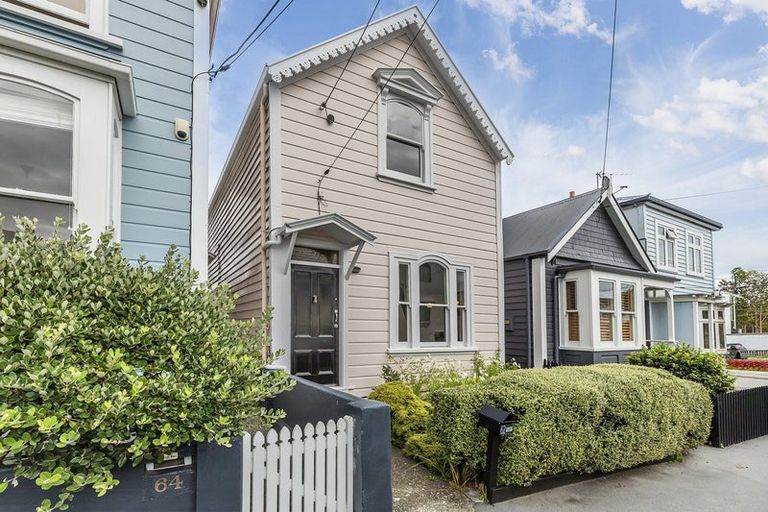 Photo of property in 62 Elizabeth Street, Mount Victoria, Wellington, 6011