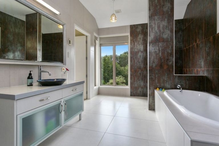 Photo of property in 2/1105 Kaipaki Road, Cambridge, 3495