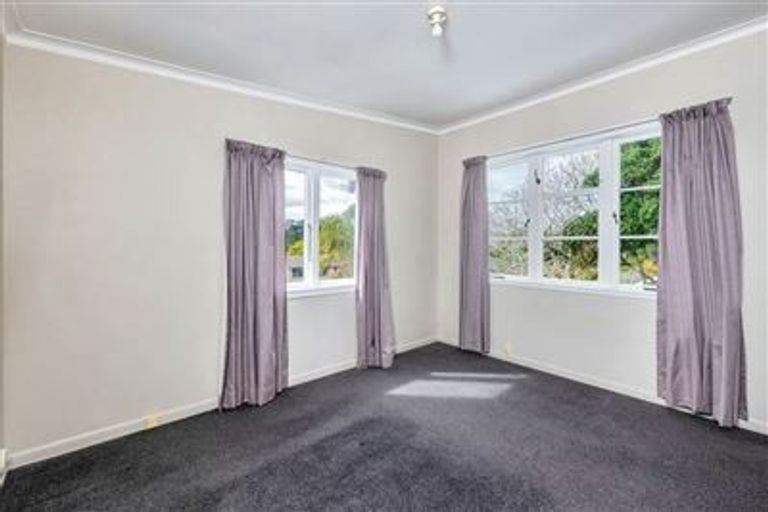 Photo of property in 26 Killarney Avenue, Torbay, Auckland, 0630