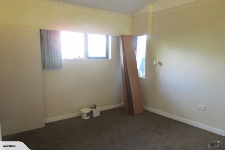 Photo of property in 211 Te Moana Road, Waikanae, 5036