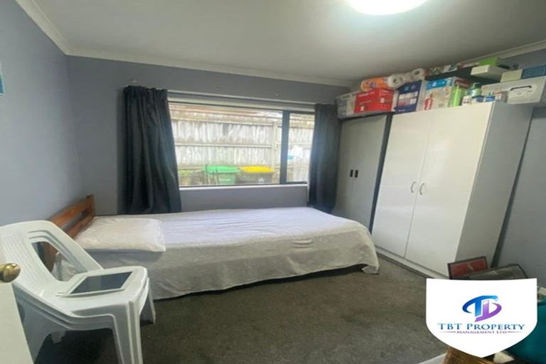 Photo of property in 11 Arrowsmith Drive, Clover Park, Auckland, 2019
