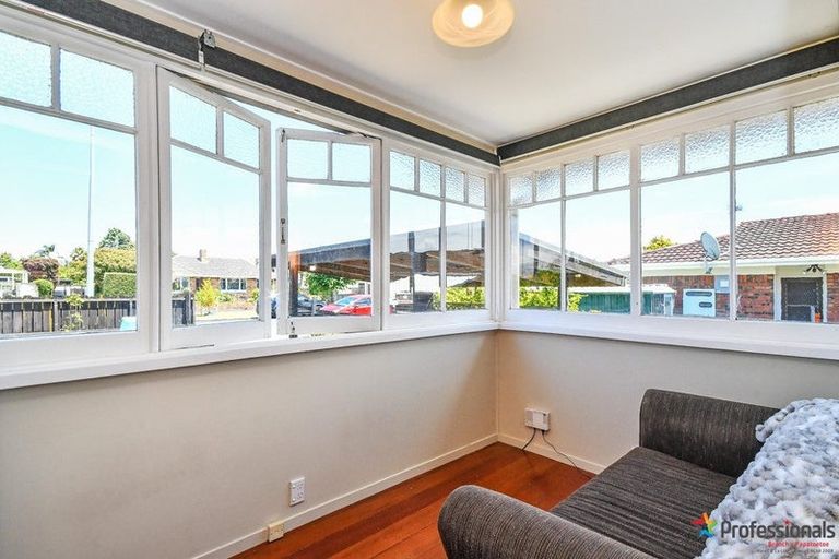 Photo of property in 2/12 Paton Avenue, Papatoetoe, Auckland, 2025
