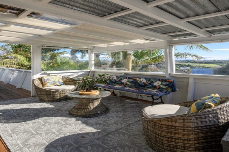Photo of property in 9 Te Arawa Place, Welcome Bay, Tauranga, 3112