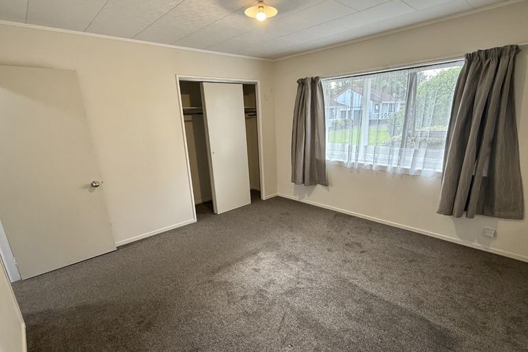 Photo of property in 1/18 Waiari Road, Conifer Grove, Takanini, 2112