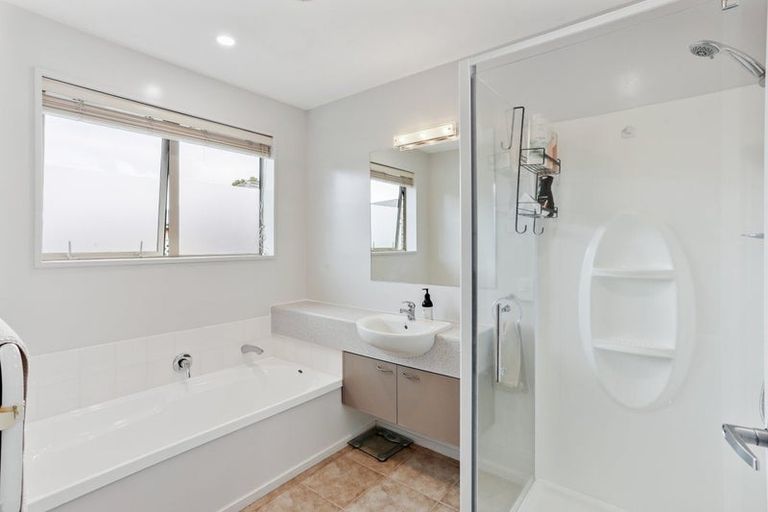 Photo of property in 7 Ambrose Place, Rangiora, 7400