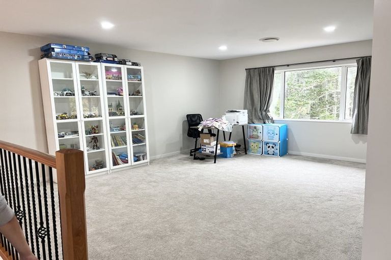 Photo of property in 68 Harrowglen Drive, Northcross, Auckland, 0630
