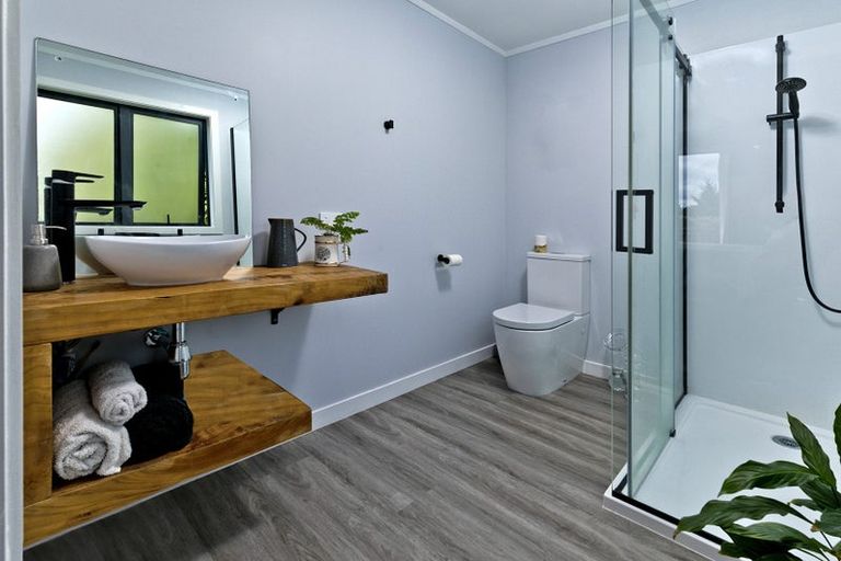 Photo of property in 125 Solar Road, Glen Eden, Auckland, 0602