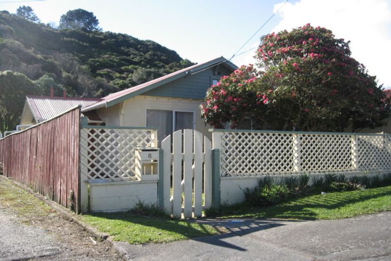 Photo of property in 8 Ranelagh Street, Karori, Wellington, 6012