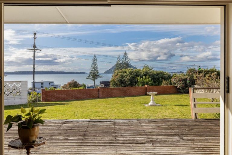 Photo of property in 2 Acklam Avenue, Otumoetai, Tauranga, 3110
