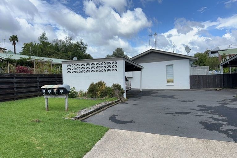 Photo of property in 1/129 Pillans Road, Otumoetai, Tauranga, 3110