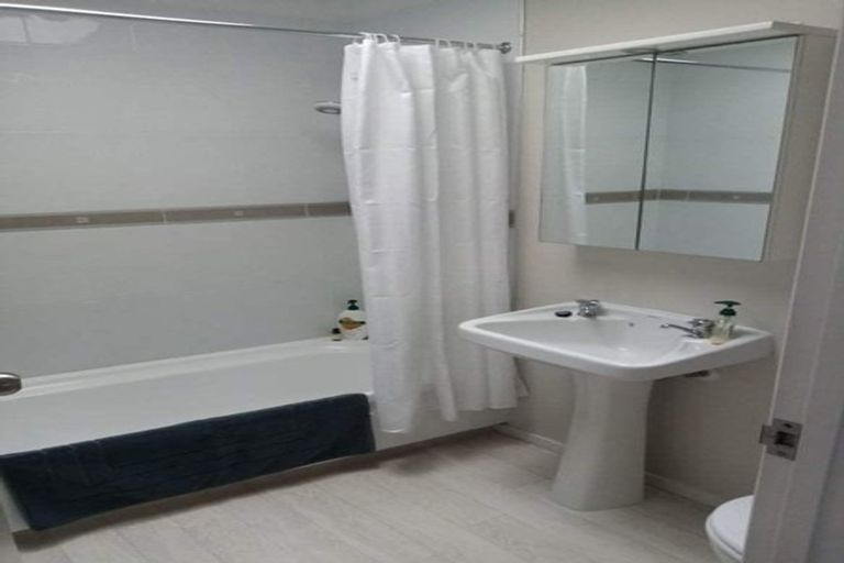 Photo of property in 30b Rita Street, Mount Maunganui, 3116