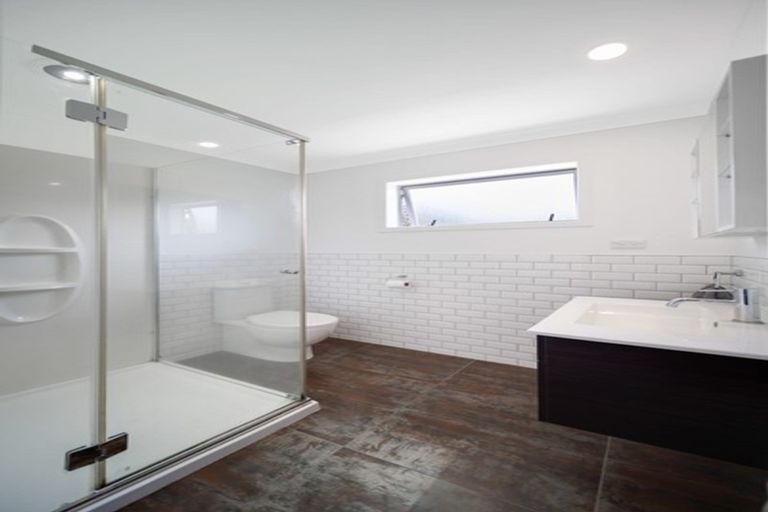 Photo of property in 121 Wellington Street, Pukekohe, 2120