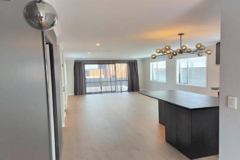 Photo of property in 7 Buddle Road, Paerata, 2124