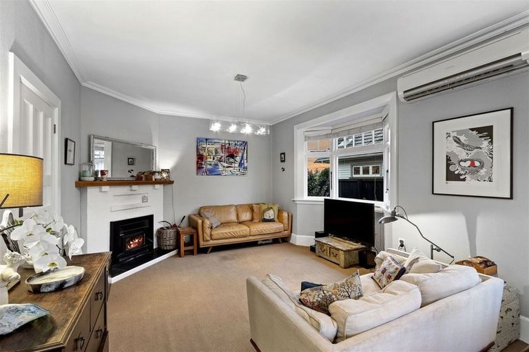 Photo of property in 216 Barrington Street, Somerfield, Christchurch, 8024