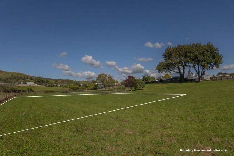 Photo of property in 2 Double Oaks Drive, Paeroa, 3600