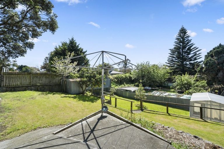 Photo of property in 5 Walton Road, Paraparaumu Beach, Paraparaumu, 5032