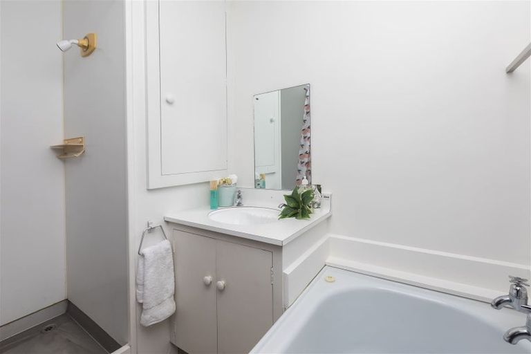 Photo of property in 82b Ranfurly Street, St Albans, Christchurch, 8014