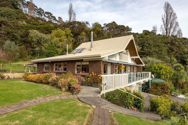 Photo of property in 28 Firth View Road, Te Puru, Thames, 3575