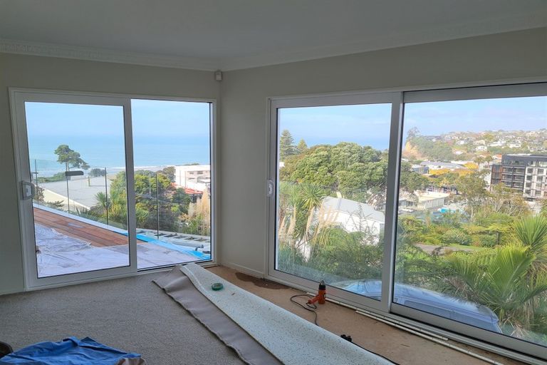 Photo of property in 1/29 Bayview Road, Browns Bay, Auckland, 0630