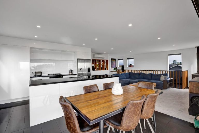 Photo of property in 6 Hawetaone Street, Bell Block, New Plymouth, 4312