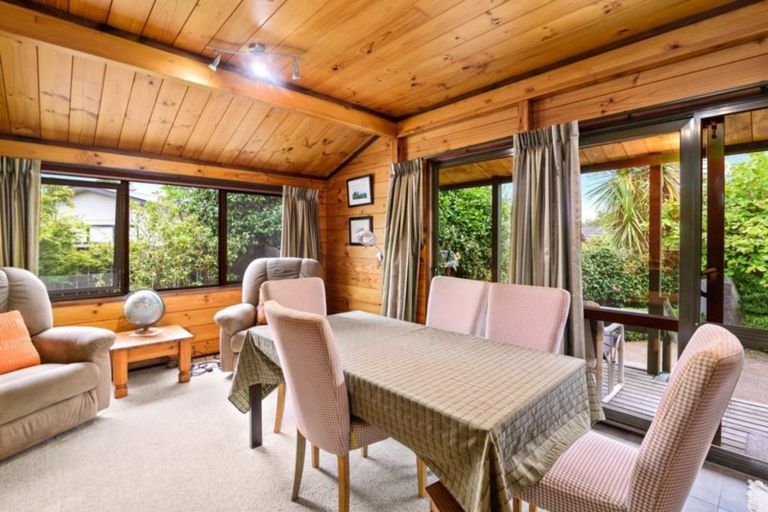 Photo of property in 5 Shane Place, Lynmore, Rotorua, 3010