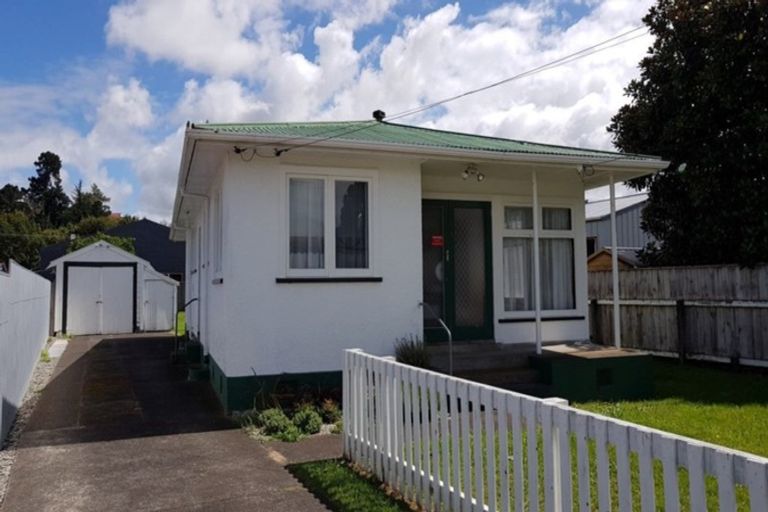 Photo of property in 29 Tay Street, Whanganui, 4500