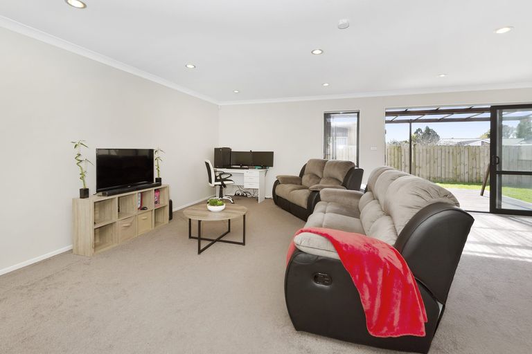 Photo of property in 37a Beach Road, Pahurehure, Papakura, 2113