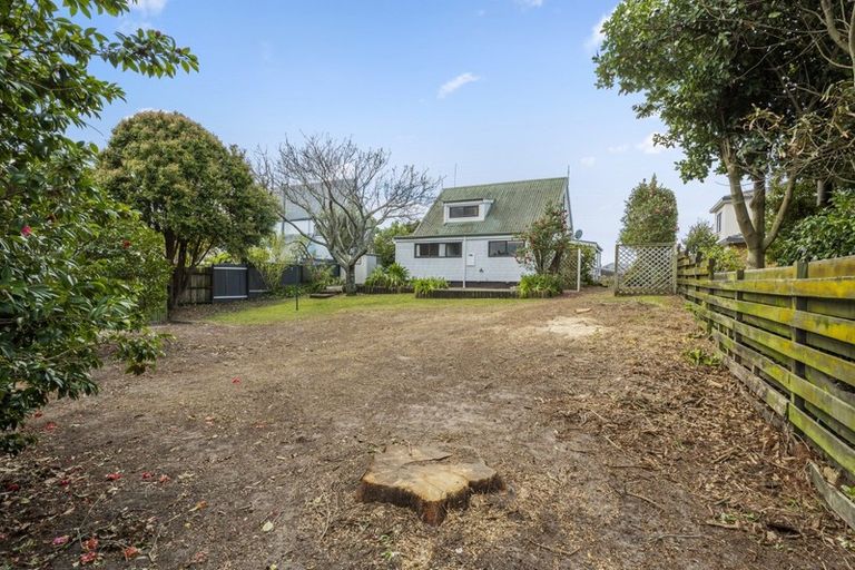 Photo of property in 56 Dickson Road, Papamoa Beach, Papamoa, 3118