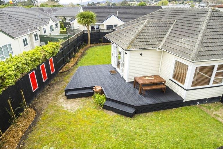 Photo of property in 8a Kiln Street, Silverstream, Upper Hutt, 5019