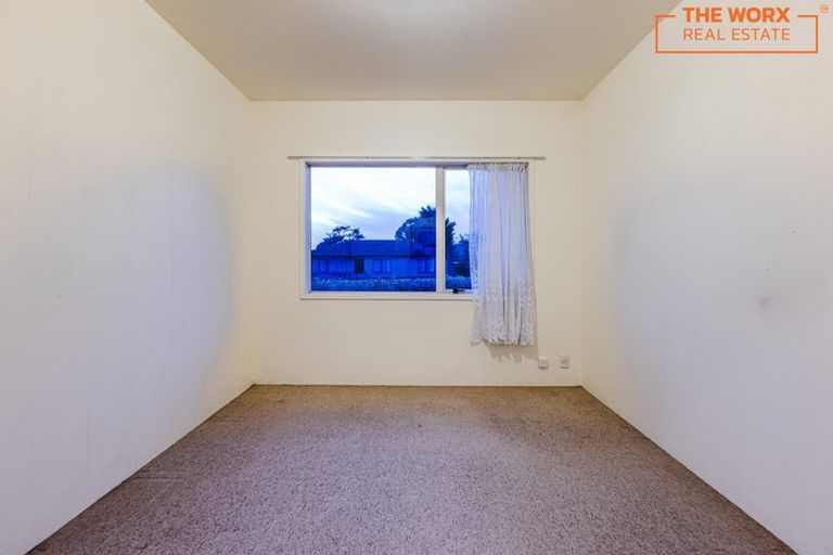 Photo of property in 35 Limond Street, Randwick Park, Auckland, 2105