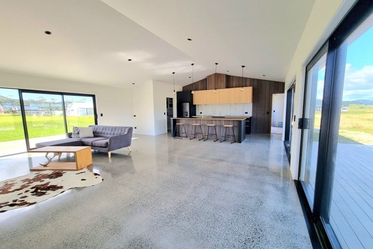 Photo of property in 307 Matarangi Drive, Matarangi, Whitianga, 3592