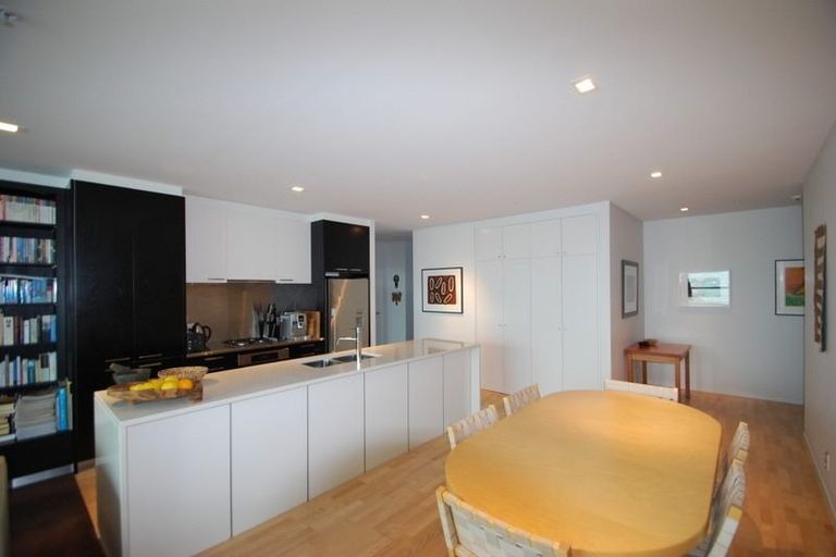Photo of property in Chews Lane Apartments, 16e/9 Chews Lane, Wellington Central, Wellington, 6011
