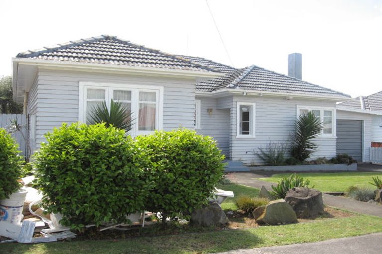 Photo of property in 1/10 Mangarata Avenue, Papatoetoe, Auckland, 2025