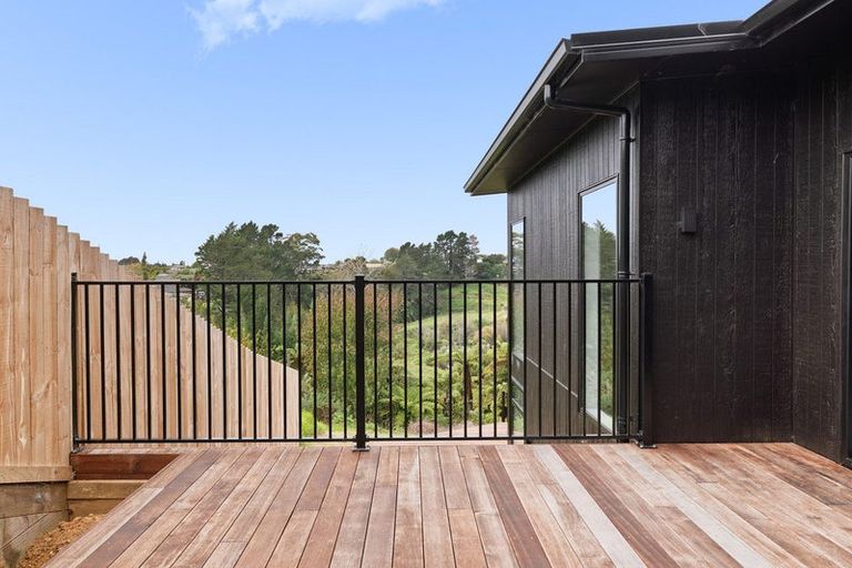 Photo of property in 11 Lily Way, Pyes Pa, Tauranga, 3112