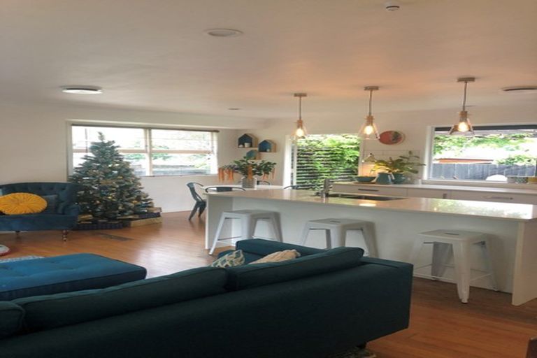 Photo of property in 38 Pulham Crescent, Queenwood, Hamilton, 3210