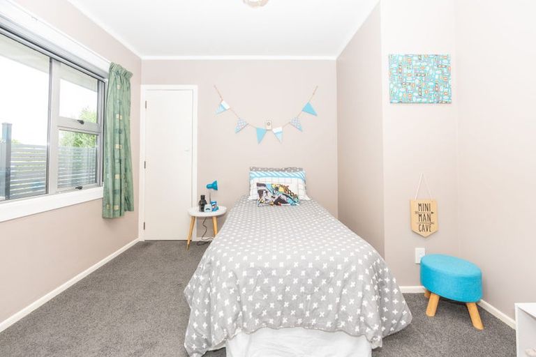 Photo of property in 18 Callard Place, Riverlea, Hamilton, 3216