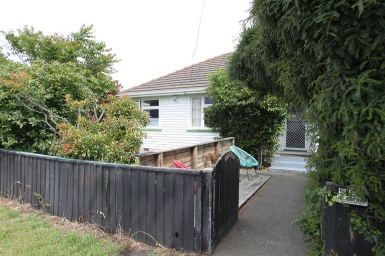 Photo of property in 55 Collingwood Street, New Brighton, Christchurch, 8061