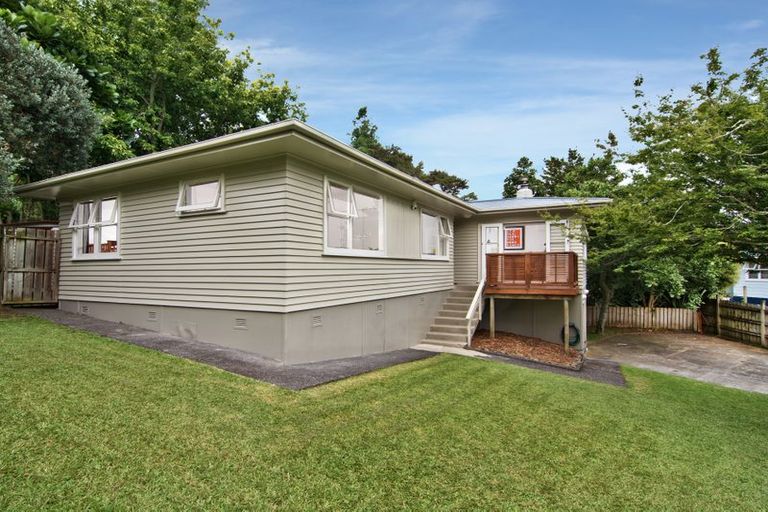 Photo of property in 16 Mariana Place, Glen Eden, Auckland, 0602